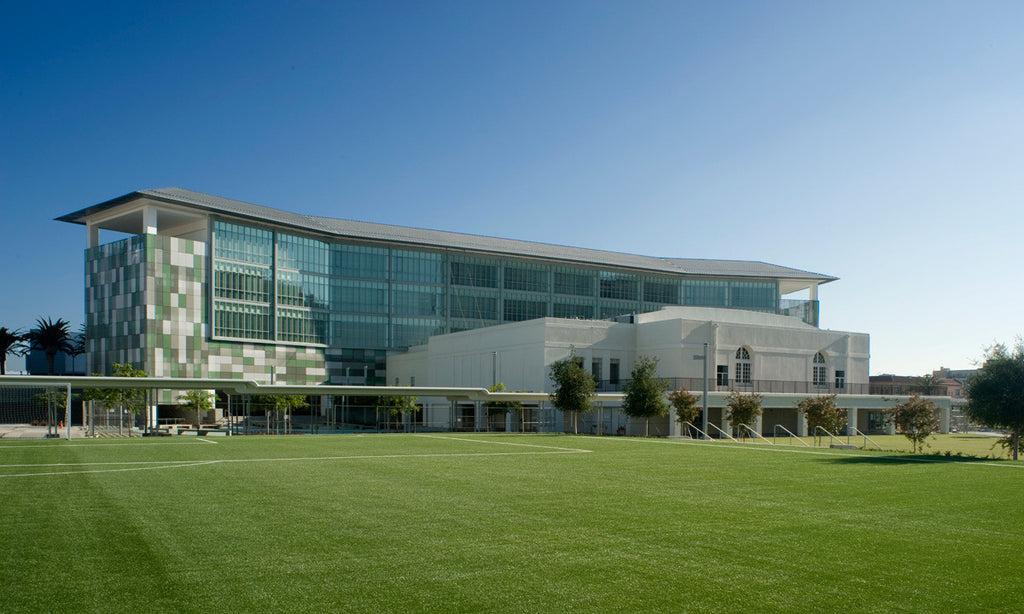 ROBERT F. KENNEDY SCHOOL High middle elementary